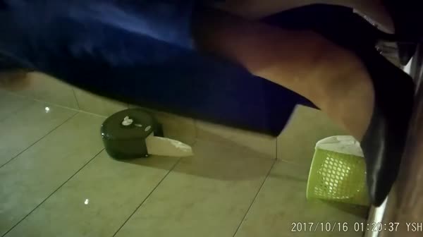 厕所偷拍-云上会所酒吧合集38